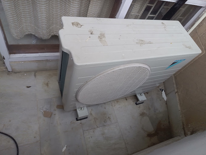 AC outdoor unit installation